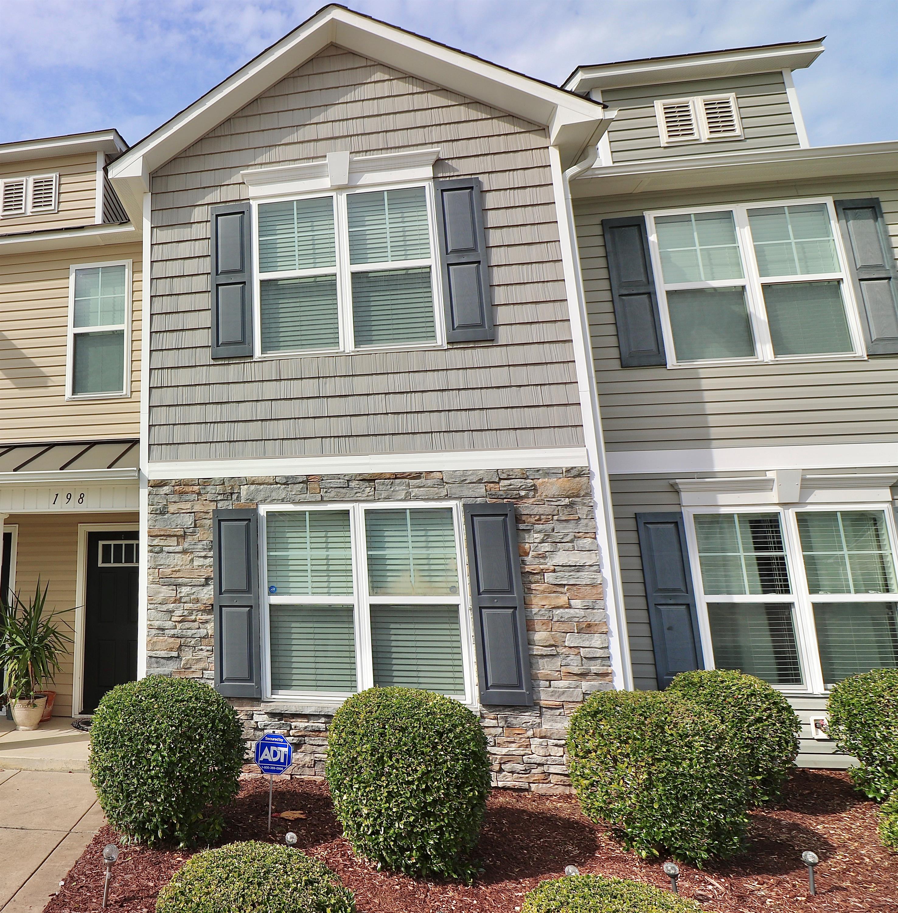 198 Collinwood Drive - 1