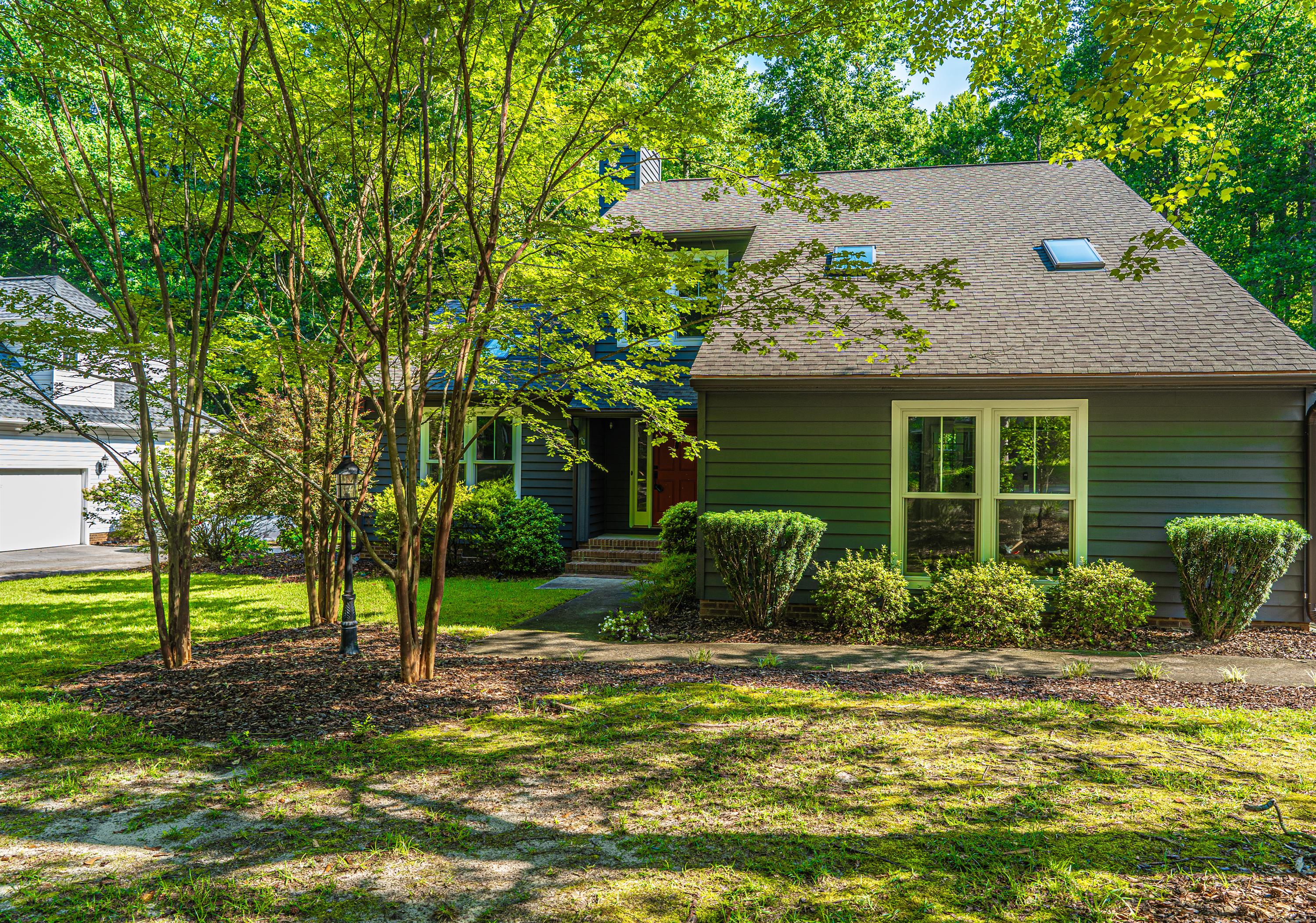 145 Sandhurst Place